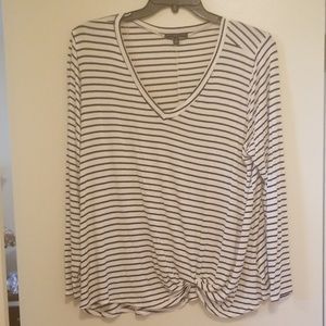 Signature Studio Tops - ❤Signature Studio black & white striped knot T 2X Signature Studio Tops - ❤Signature Studio black & white striped knot T 2X